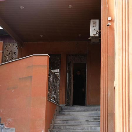Ivan House Apartment Yerevan Ngoại thất bức ảnh