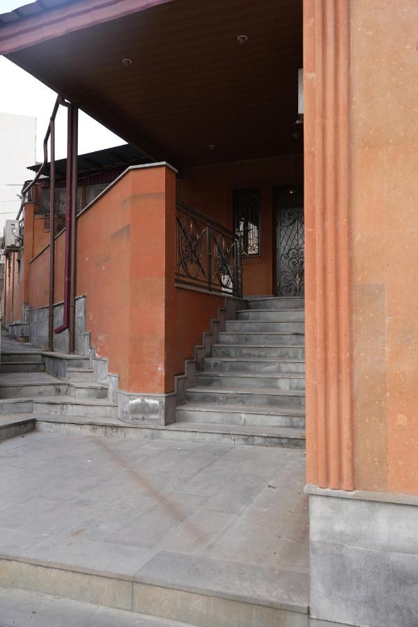 Ivan House Apartment Yerevan Ngoại thất bức ảnh